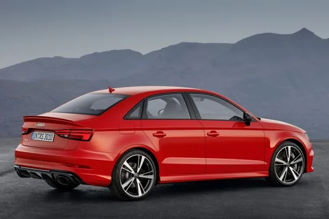 Audi A3 RS3 Limousine 2.5 TFSI quattro 2017 view 3