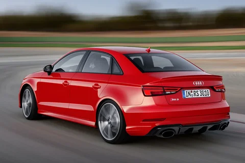 Audi A3 RS3 Limousine 2.5 TFSI quattro 2017 view 4