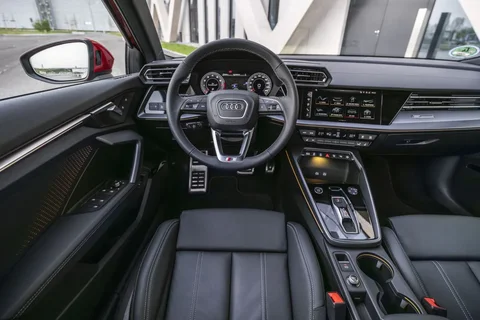 Audi A3 Limousine 30 TFSI Advanced edition 2024 view 8