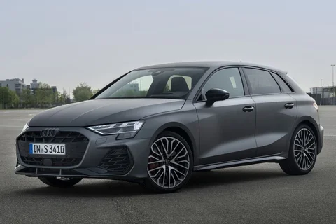 Audi A3 S3 Sportback quattro 2024 view 4