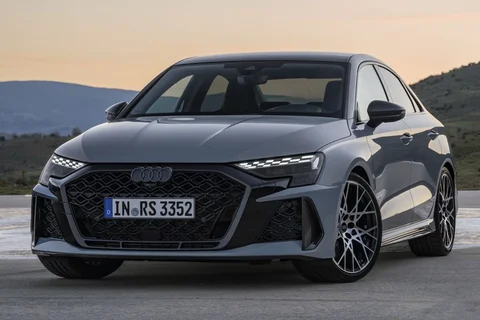 Audi A3 RS3 Limousine quattro 2024 view 11