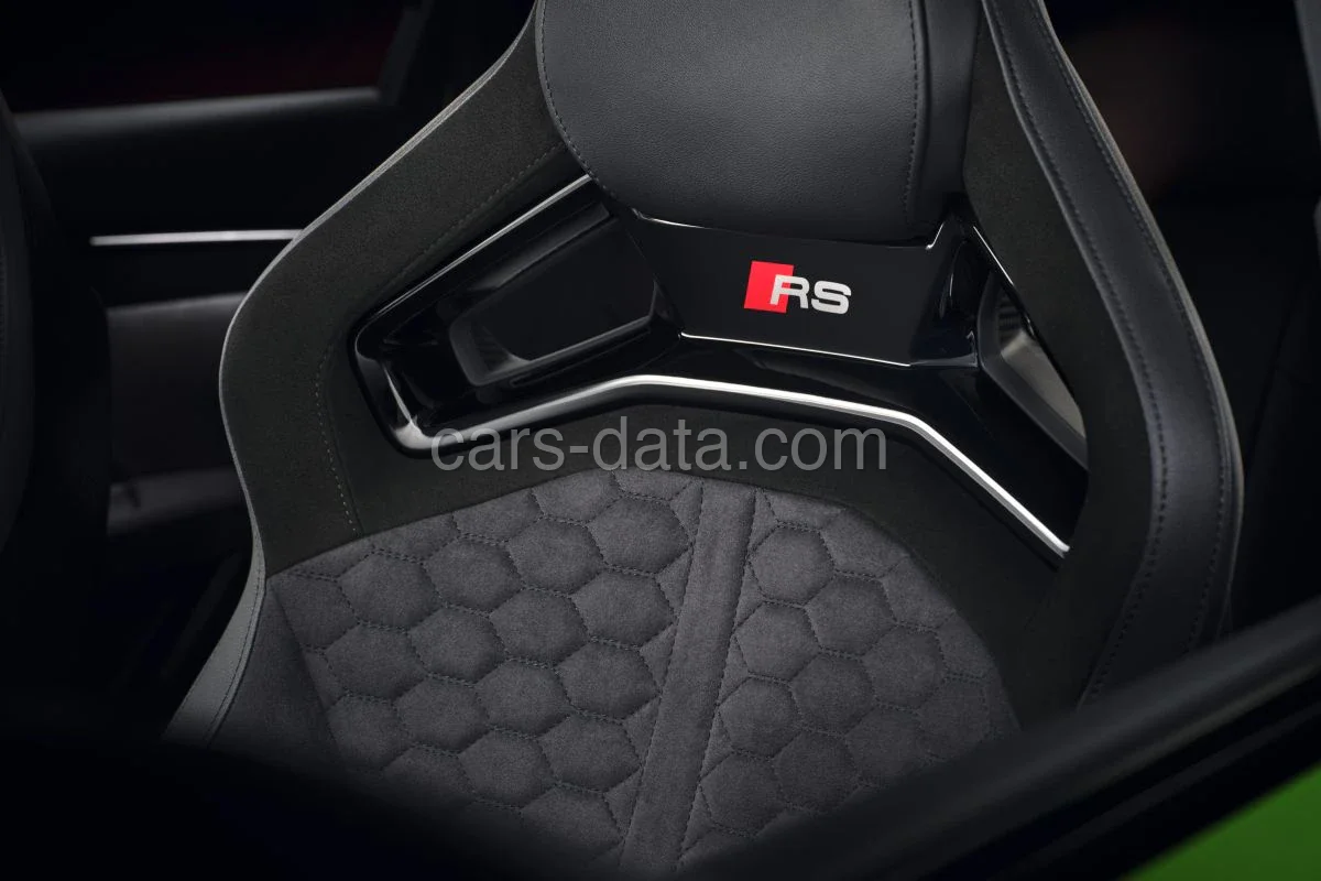 Audi A3 RS3 Sportback quattro 2024 front view