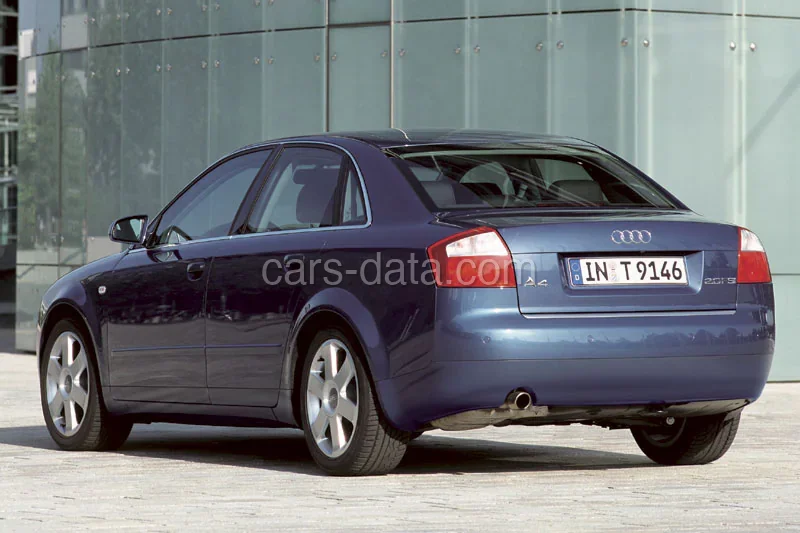 Audi A4 2.0 5V 2001 front view