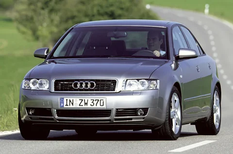 Audi A4 2.0 5V 2001 view 5