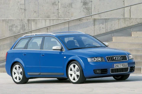 Audi A4 S4 Avant 4.2 quattro 2003 view 4