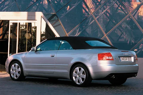Audi A4 Cabriolet 2.5 TDI 2002 view 4