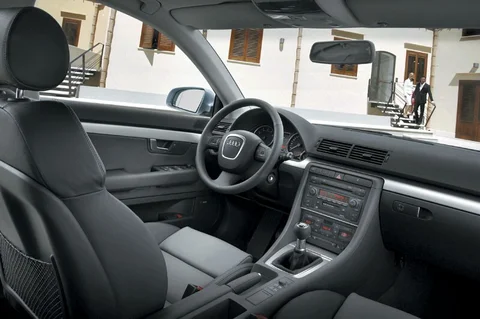 Audi A4 3.2 FSI Pro Line 2004 view 10