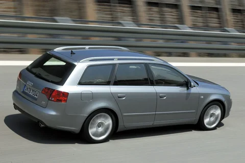 Audi A4 Avant 2.0 2004 view 10
