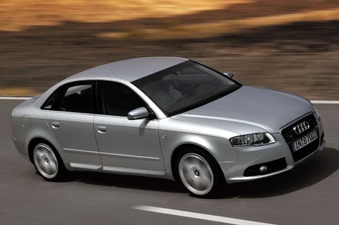 Audi A4 S4 4.2 quattro 2005 view 5