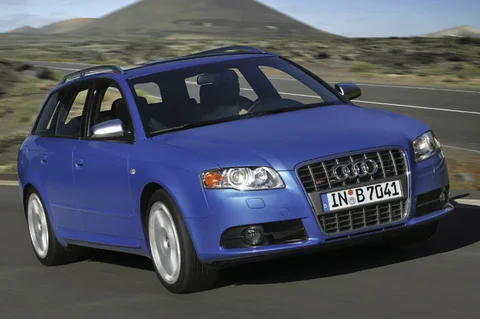 Audi A4 RS4 Avant 4.2 FSI quattro 2006 view 5