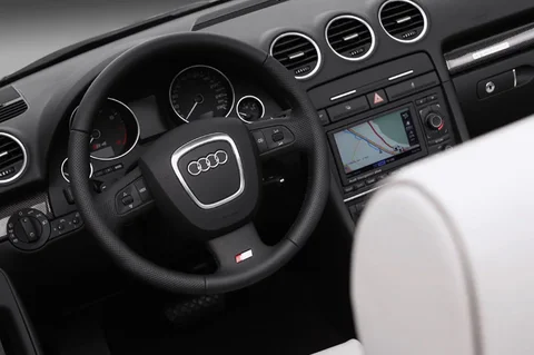 Audi A4 Cabriolet 3.2 FSI 2005 view 10