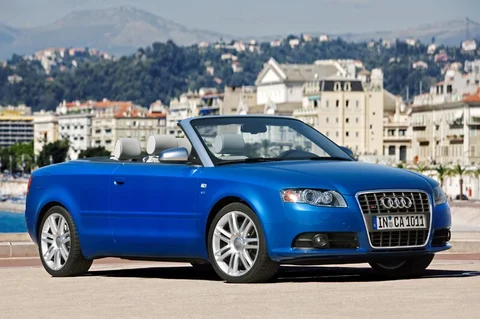 Audi A4 S4 Cabriolet 4.2 quattro 2005 view 6