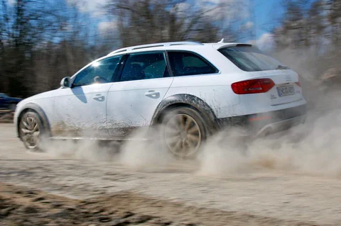 Audi A4 Allroad 3.0 TDI quattro 2009 view 11