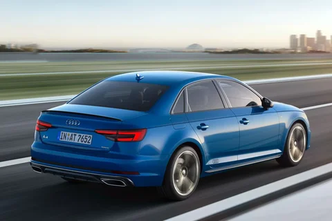 Audi A4 30 TDI 2019 view 2