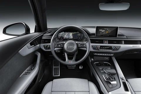 Audi A4 30 TDI 2019 view 3