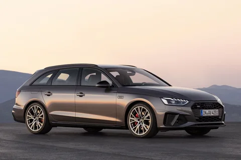 Audi A4 Avant 40 TDI edition one 2019 view 4