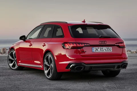 Audi A4 RS4 Avant quattro 2019 view 4