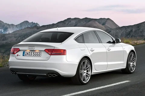 Audi A5 S5 Sportback 3.0 TFSI quattro 2010 view 4