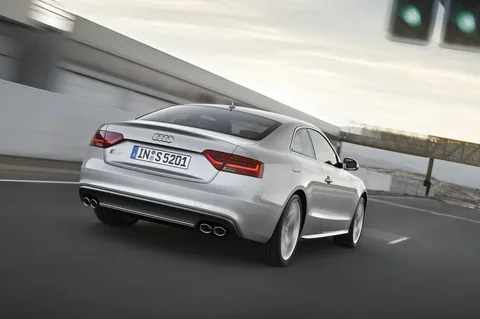 Audi A5 S5 Coupé 3.0 TFSI quattro 2011 view 2