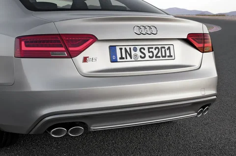 Audi A5 S5 Coupé 3.0 TFSI quattro 2011 view 6