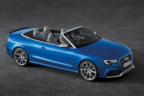 Audi A5 RS5 Cabriolet 4.2 FSI quattro 2013 view 2