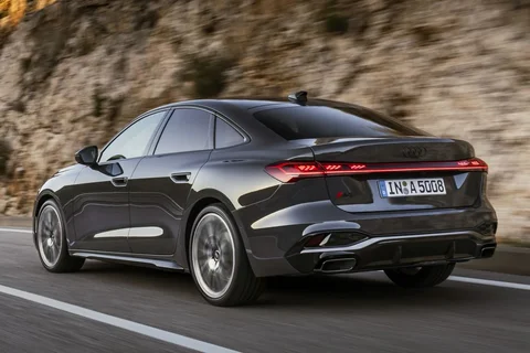 Audi A5 Limousine TFSI 150kW Advanced edition 2024 view 4
