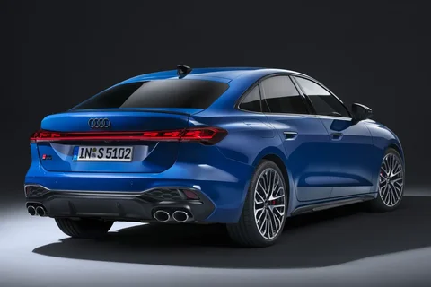 Audi A5 S5 Limousine 270kW 2024 view 3