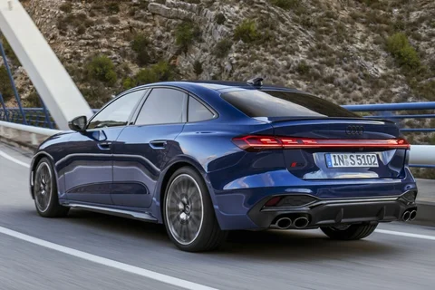 Audi A5 S5 Limousine 270kW 2024 view 5