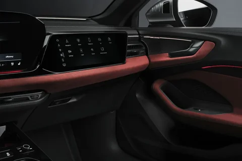 Audi A5 S5 Avant TFSI quattro 2024 view 10