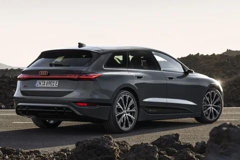 Audi A6 e-tron Avant performance Advanced edition 2024 view 9