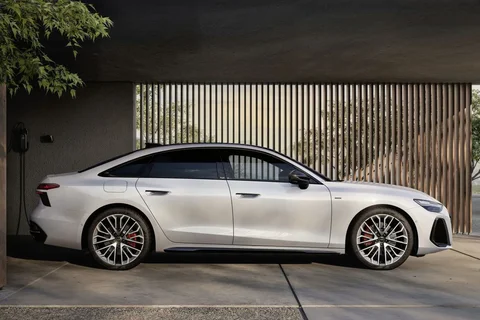 Audi A6 TFSI Pro Line 2025 view 2