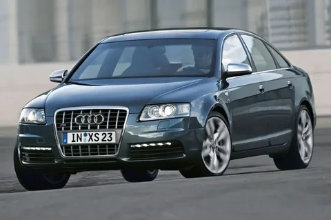 Audi A6 S6 5.2 FSI quattro 2006 view 2