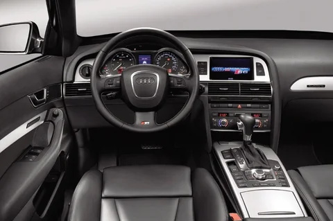 Audi A6 S6 5.2 FSI quattro 2006 view 4