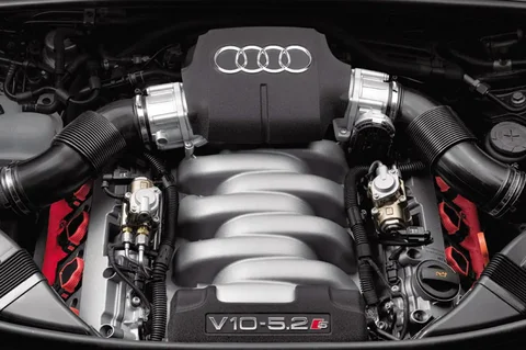 Audi A6 S6 5.2 FSI quattro 2006 view 5