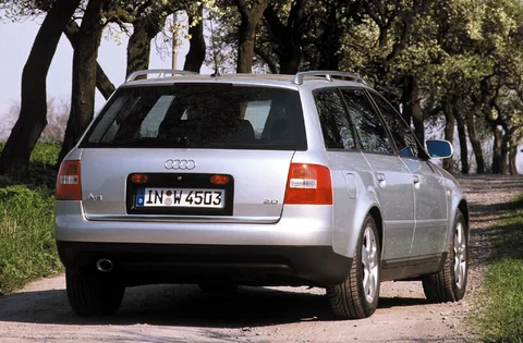 Audi A6 Avant 2.0 5V 2001 view 7