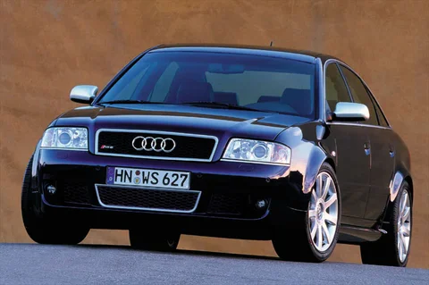 Audi A6 RS6 quattro 2002 view 3