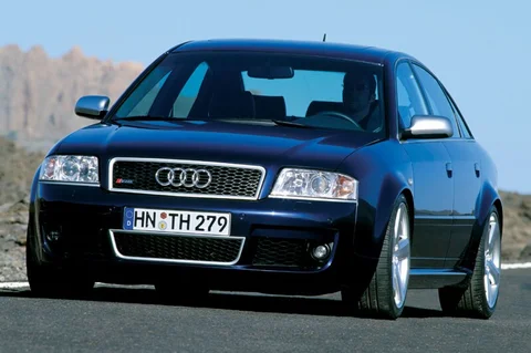 Audi A6 RS6 quattro 2002 view 6