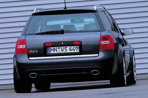 Audi A6 RS6 Avant quattro 2002 view 4