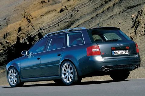 Audi A6 RS6 Avant quattro 2002 view 7