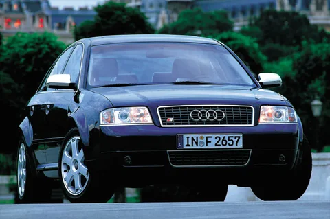 Audi A6 S6 quattro 2001 view 7