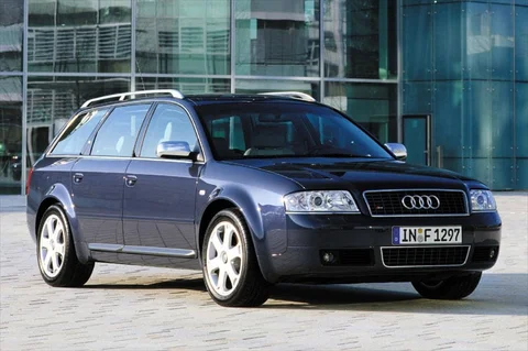 Audi A6 S6 Avant quattro 2001 view 2