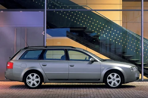 Audi A6 S6 Avant quattro 2001 view 4