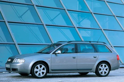 Audi A6 S6 Avant quattro 2001 view 6