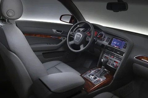 Audi A6 3.0 TDI quattro 2006 view 10