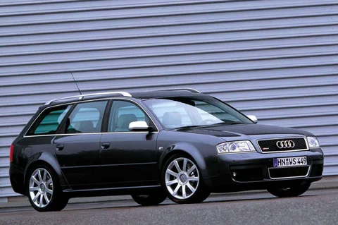 Audi A6 RS6 Avant quattro 2002 view 10
