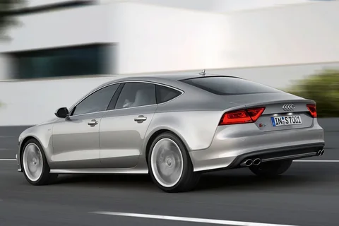 Audi A7 S7 Sportback 4.0 TFSI quattro 2012 view 3