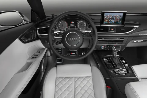Audi A7 S7 Sportback 4.0 TFSI quattro 2012 view 5