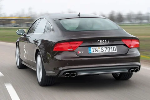 Audi A7 S7 Sportback 4.0 TFSI quattro 2012 view 9