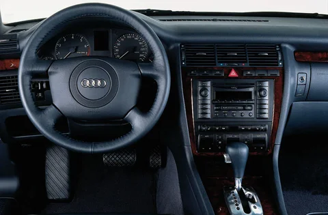 Audi A8 3.7 1999 view 7