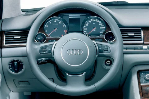 Audi A8 4.2 TDI quattro Long 2005 view 8